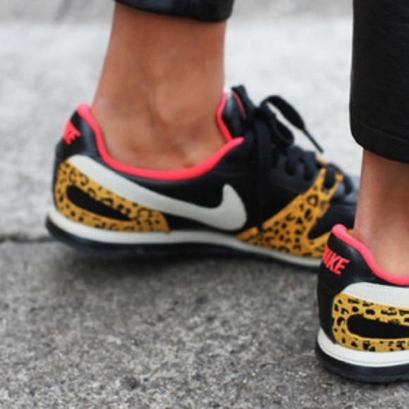 nike trainers with leopard print